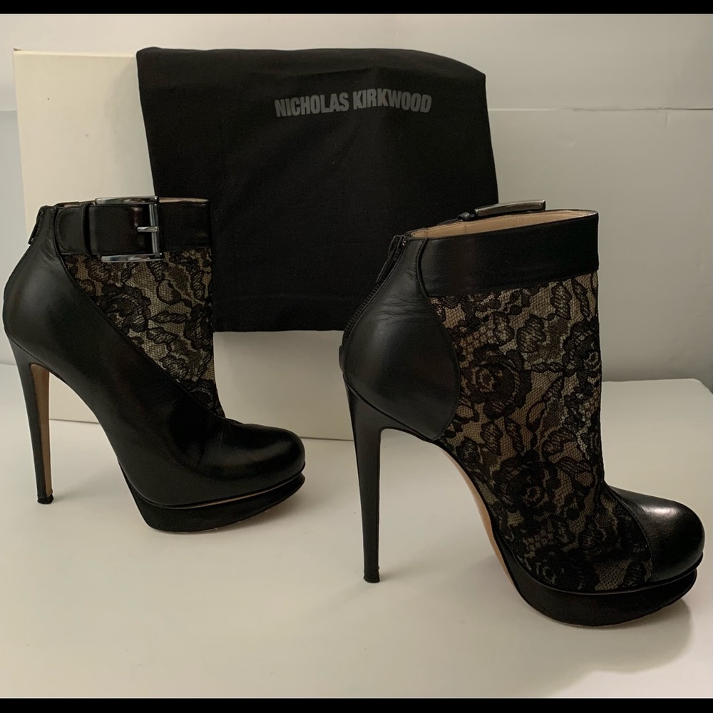Gorgeous women’s Nicolas Kirkwood black platform booty 38 1/2